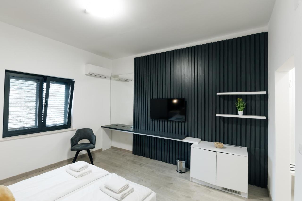 Boutique Suites Joyce Medulin With Free Parking Dış mekan fotoğraf